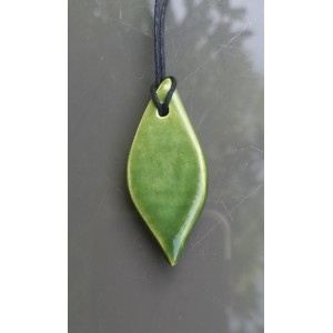 pendentif alignement vert
